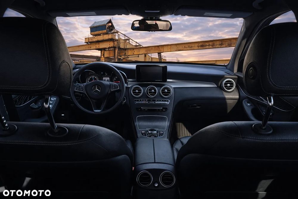 Mercedes-Benz GLC - 6