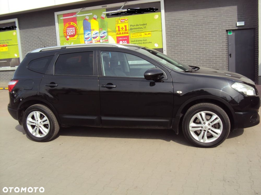 Nissan Qashqai+2 2.0 dCi DPF 4x4 tekna - 1