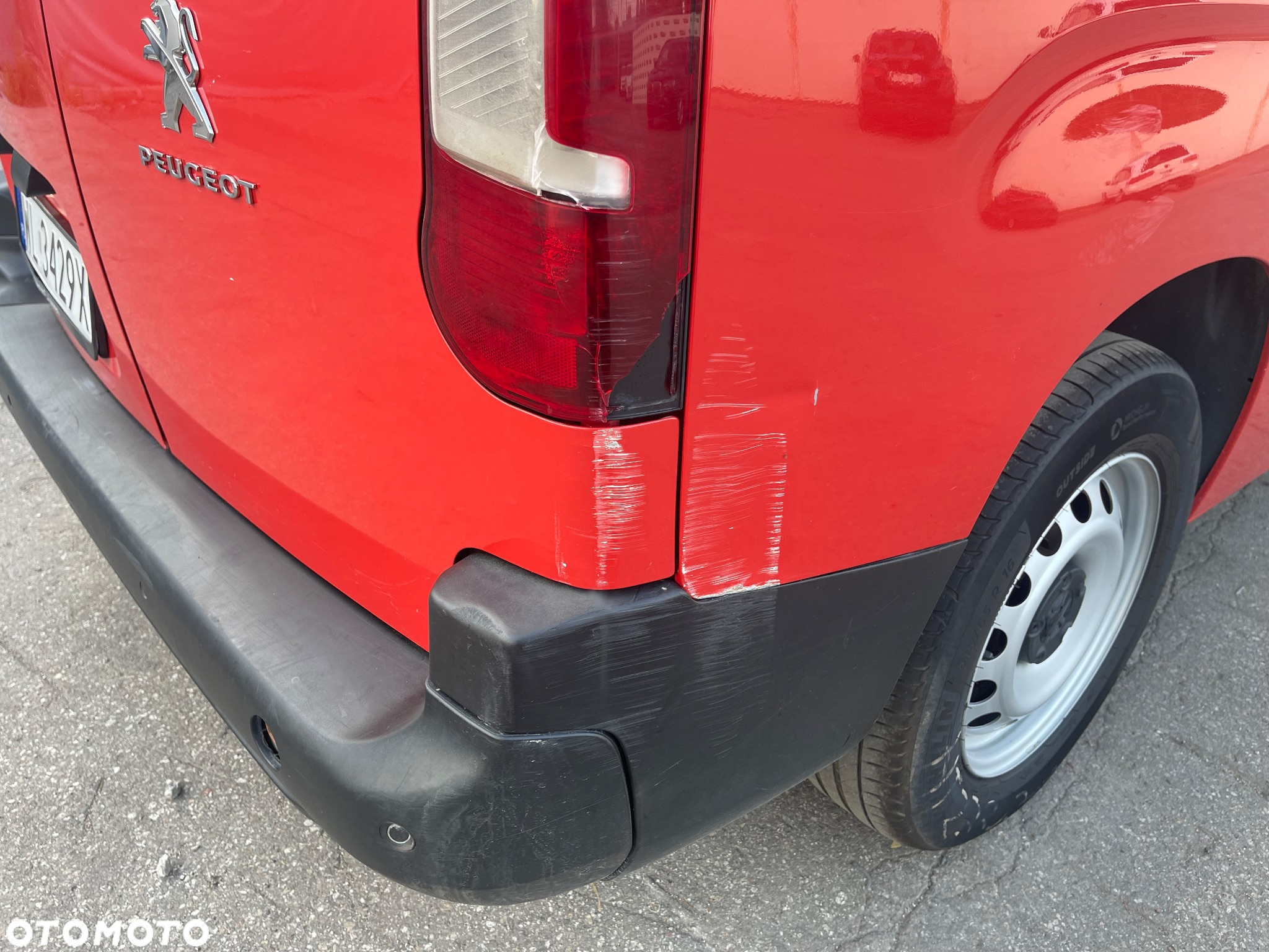 Peugeot Partner Long Automat 2x przesuwne drzwi Klimatyzacja PDC przód tył Po wymianie rozrządu - 16