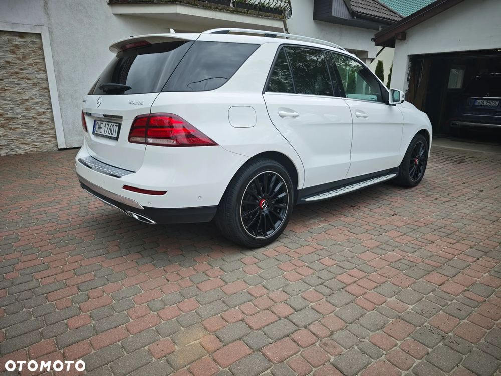 Mercedes-Benz GLE - 14