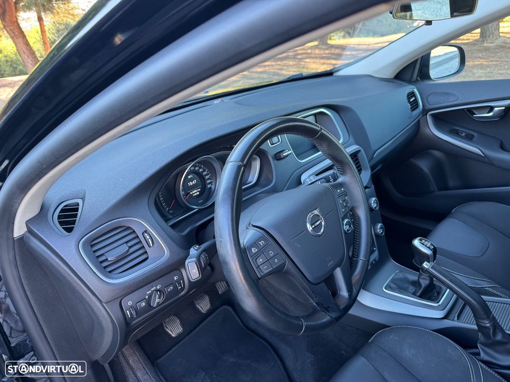 Volvo V40 2.0 D2 Kinetic Eco - 4