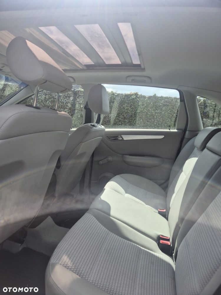 Mercedes-Benz Klasa B ver-200-cdi-blueefficiency-7g--dct - 7