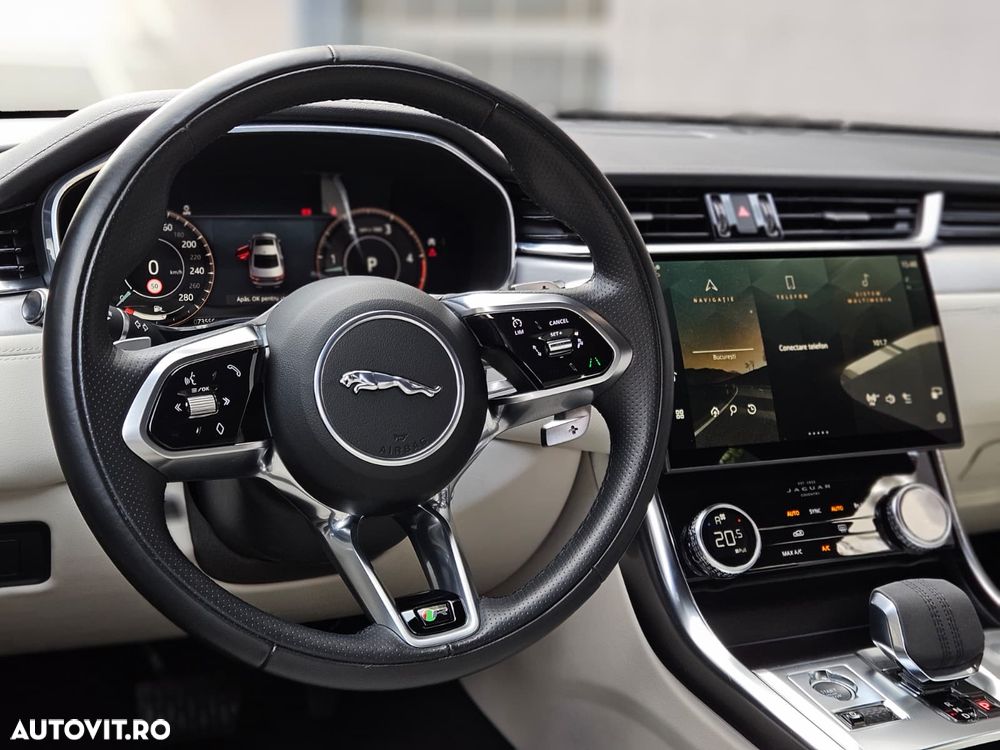 Jaguar XF D200 AWD R-Dynamic SE - 6