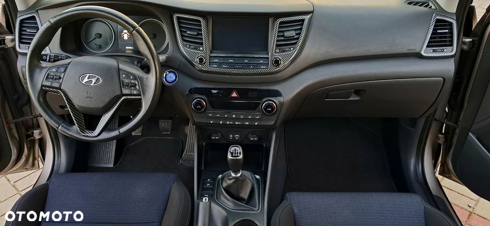 Hyundai Tucson 1.6 GDi 2WD Premium - 18