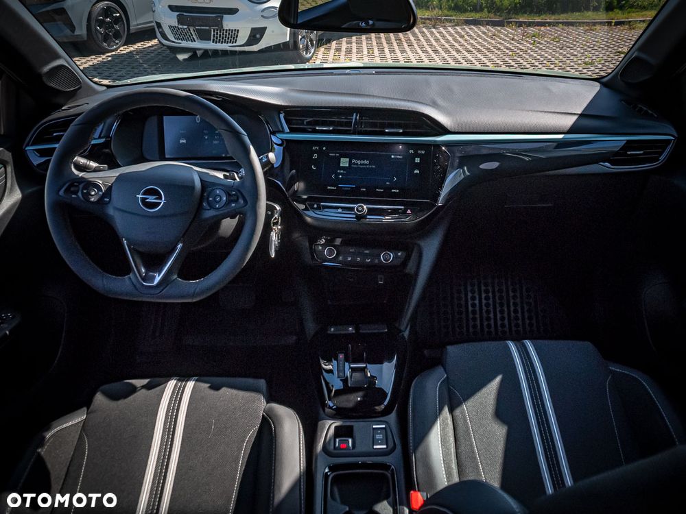 Opel Corsa 1.2 T mHEV GS eDCT - 17