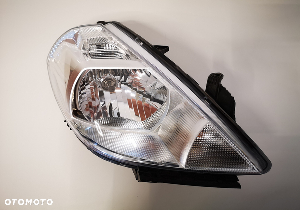 Nissan Tida Lampa Przednia Prawa Reflektor Przód Europa Oryginał