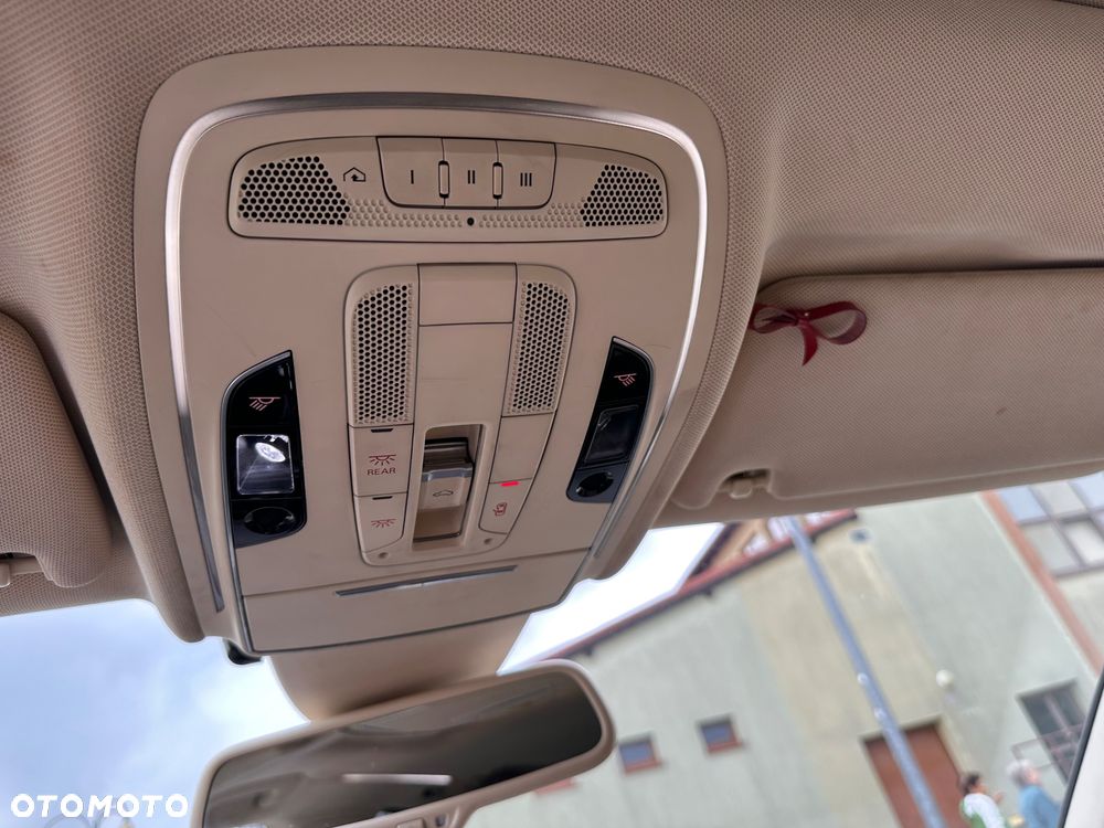 Audi A8 4.2 FSI Quattro - 11