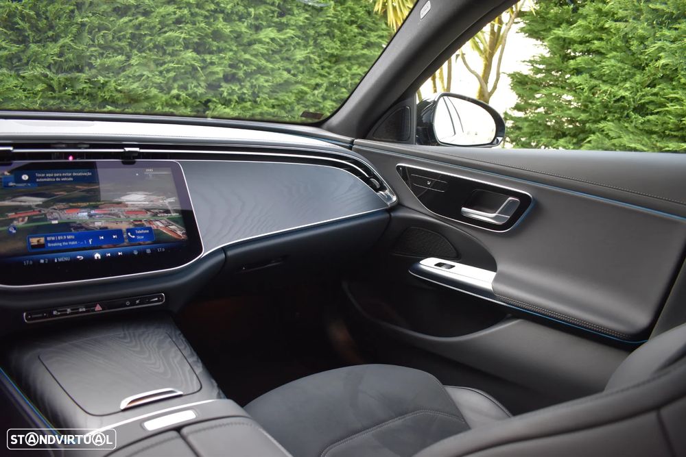 Mercedes-Benz E 300 Standard - 13