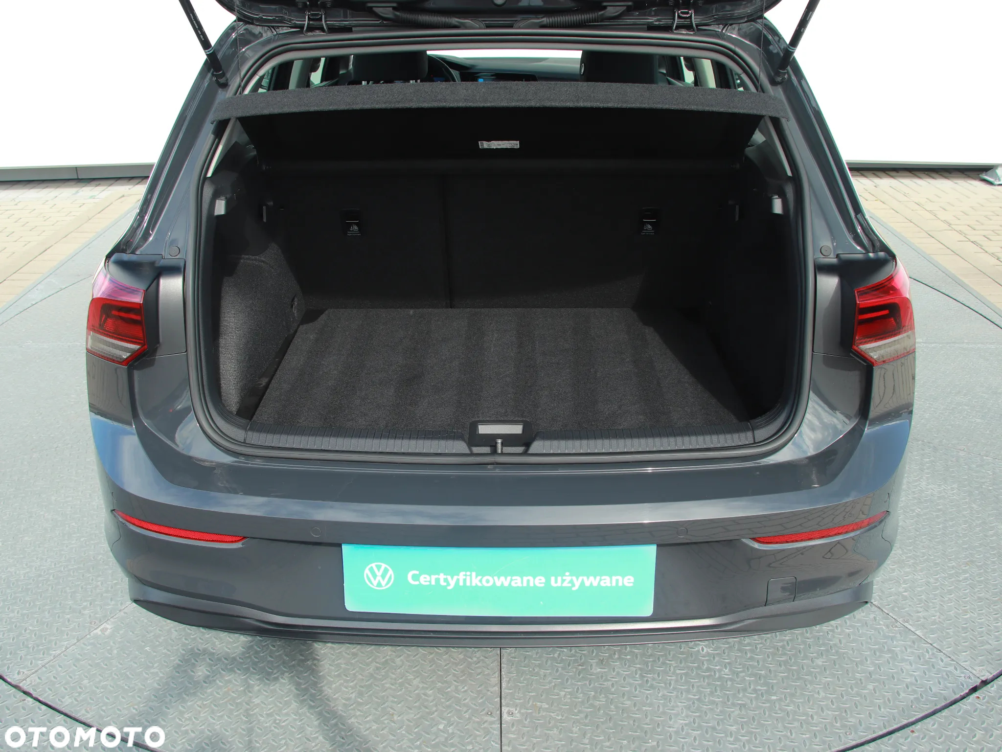 Volkswagen Golf VIII 1.0 TSI - 9