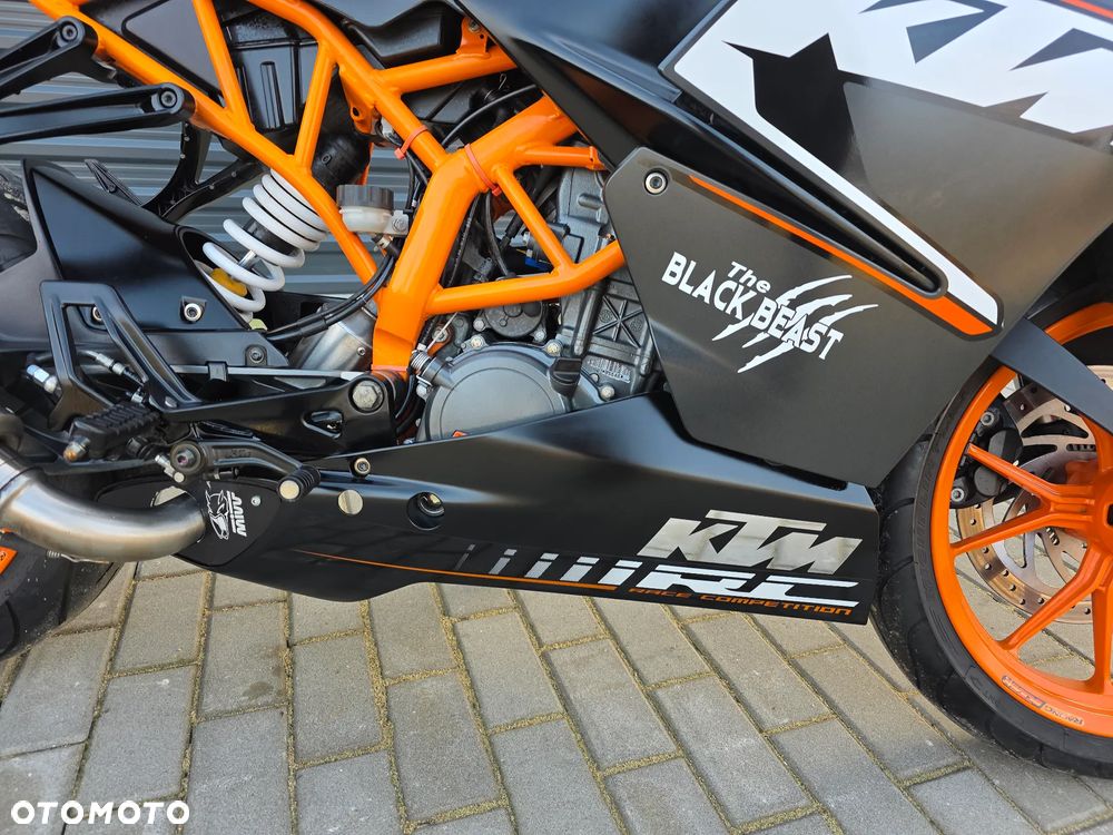 KTM RC 125 - 24