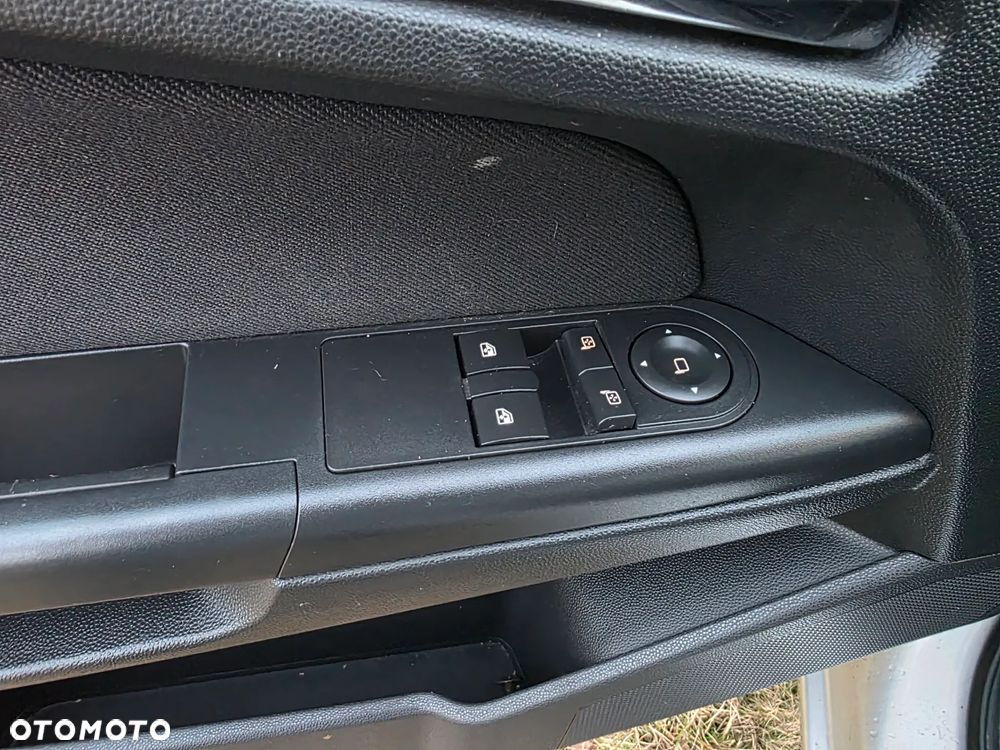 Opel Astra 1.7 CDTI DPF 150 Jahre - 20