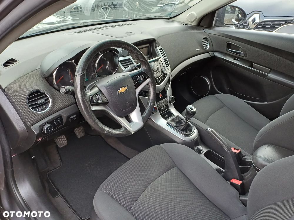 Chevrolet Cruze 1.8 LT+ - 13