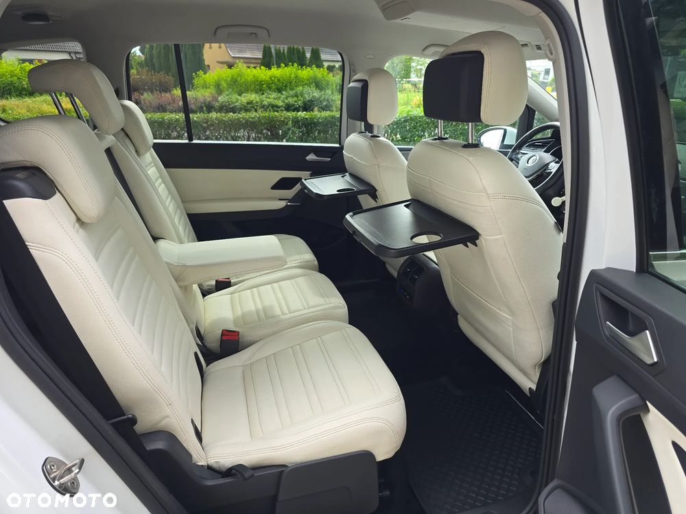Volkswagen Touran 1.4 TSI BMT Highline DSG - 12