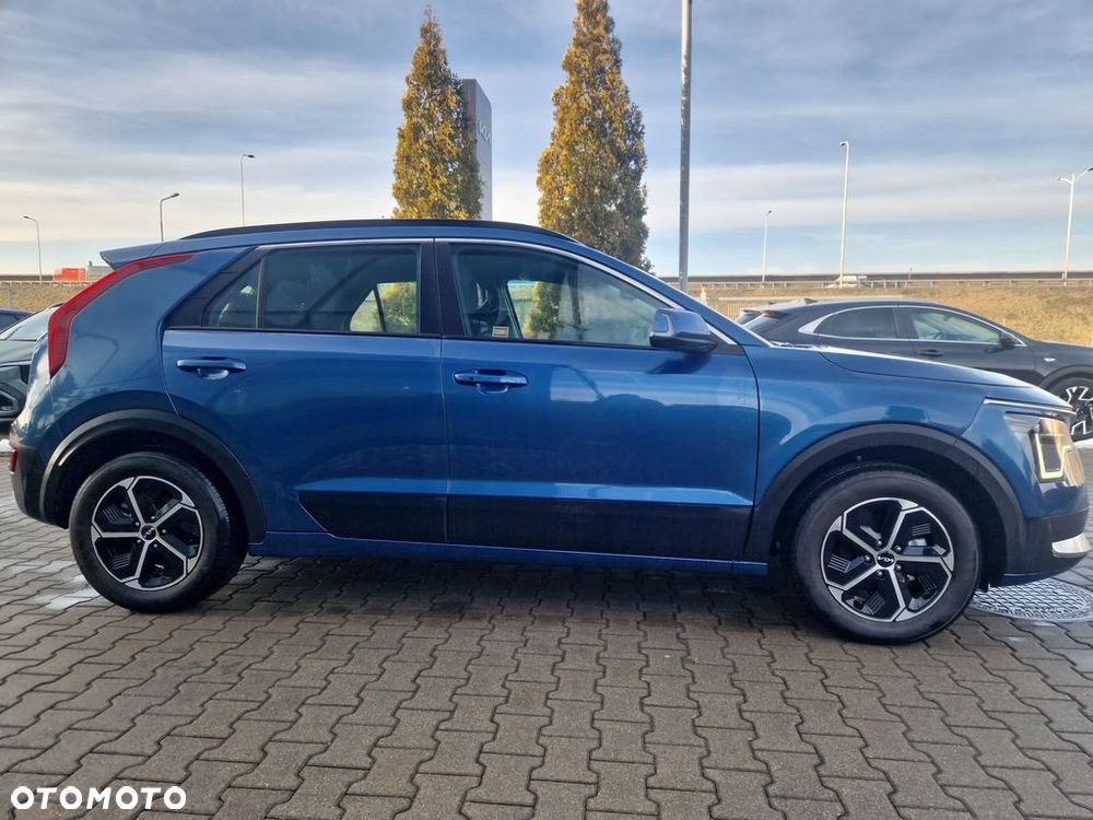 Kia Niro 1.6 GDI Hybrid M - 24