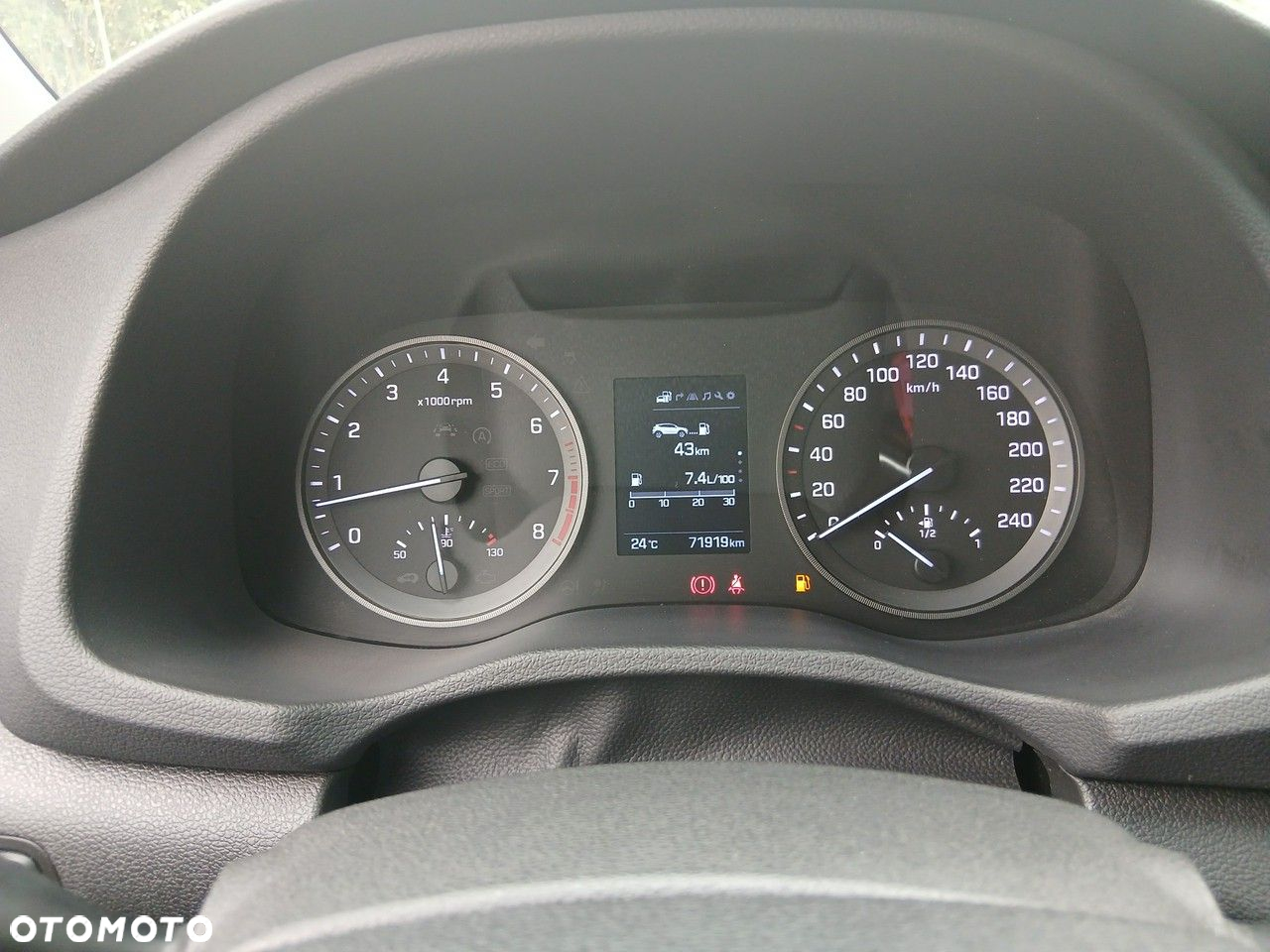 Hyundai Tucson - 24