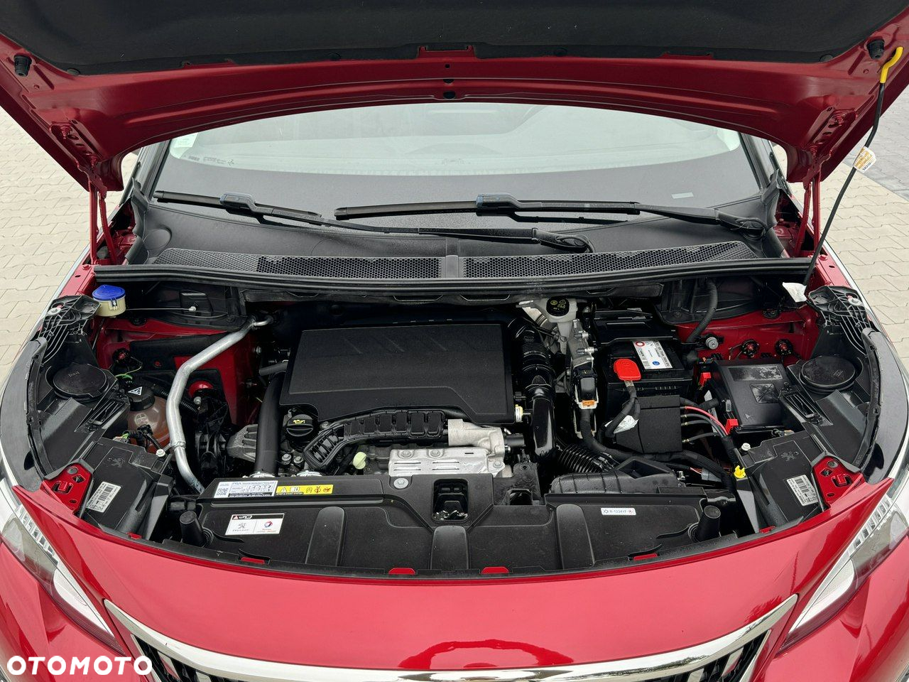 Peugeot 3008 PureTech 130 Stop & Start GPF EAT8 Allure Pack - 4