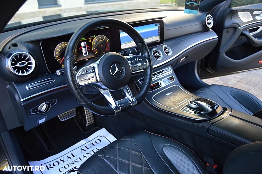 Mercedes-Benz CLS 450 4MATIC Aut - 39