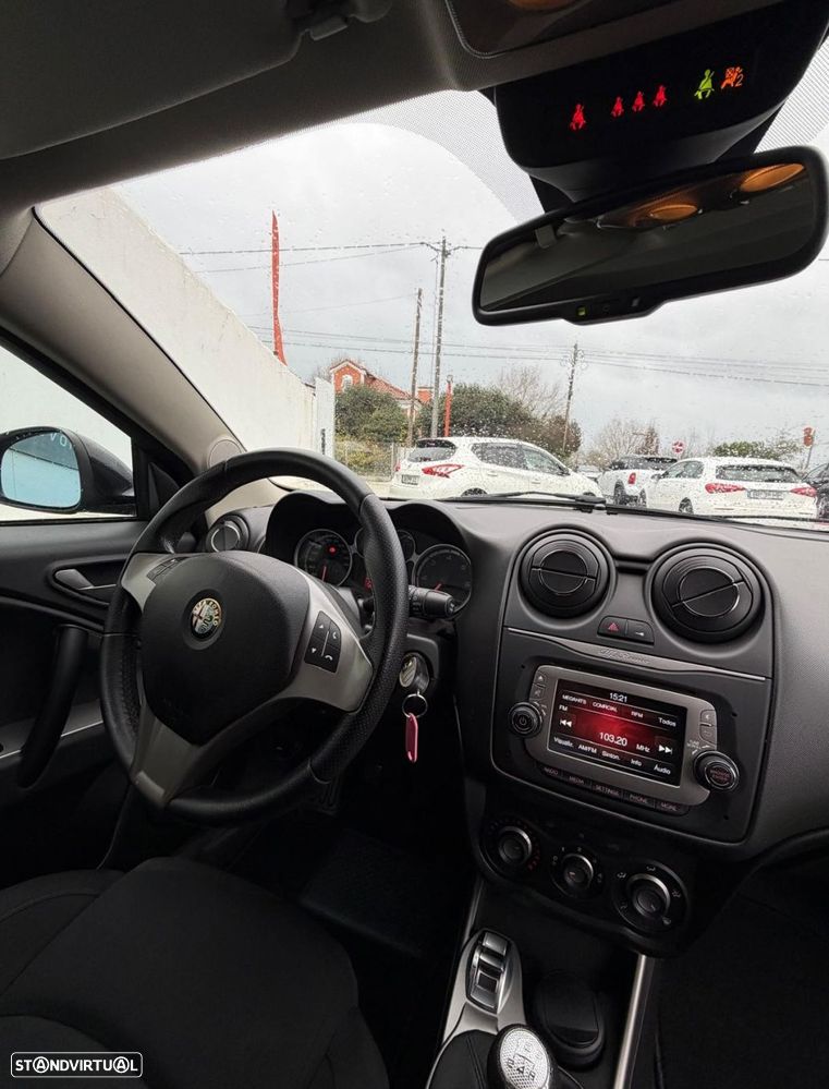 Alfa Romeo MiTo 1.3 JTDM Distinctive - 5