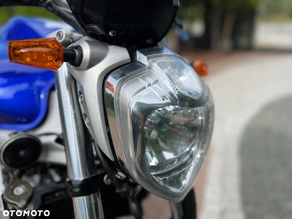 Yamaha FZ6 - 3