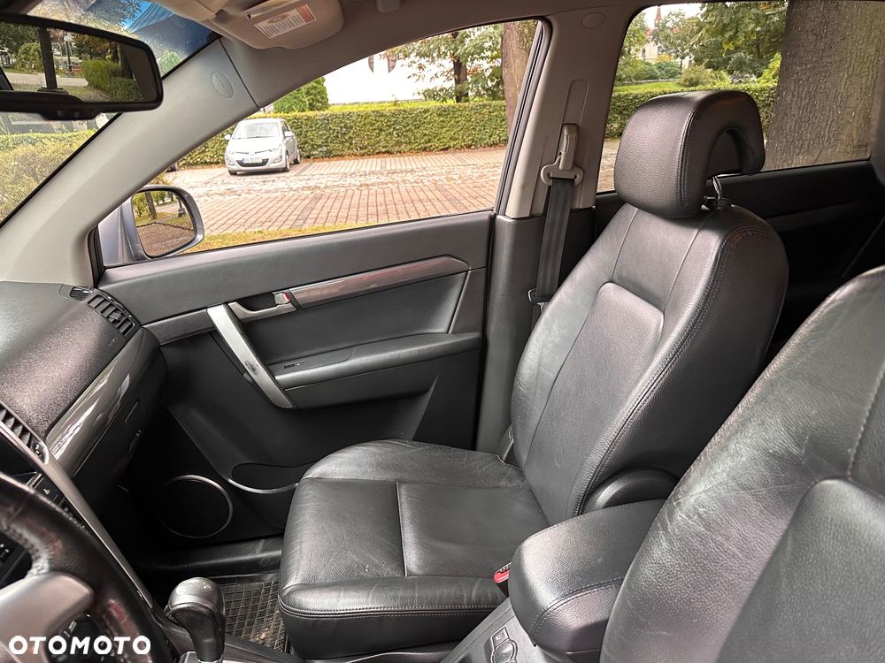 Chevrolet Captiva 2.0 4WD 7 Sitzer Automatik LT Exclusive - 19