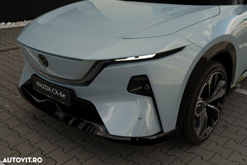 Mazda CX-6e - 31