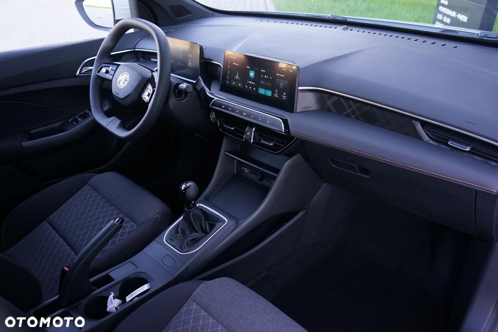 MG MG3 1.5 Excite - 12
