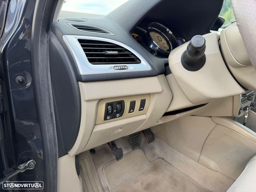 Renault Mégane Sport Tourer 1.5 dCi Dynamique - 16