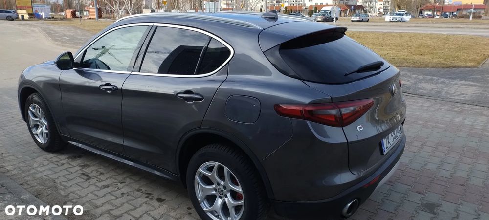 Alfa Romeo Stelvio 2.0 Turbo 16V AT8-Q4 Super - 5