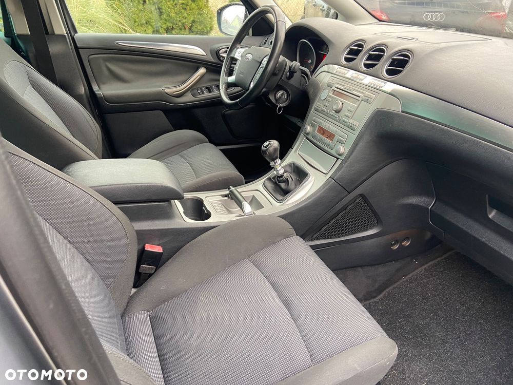 Ford S-Max 2.0 TDCi DPF Titanium - 14