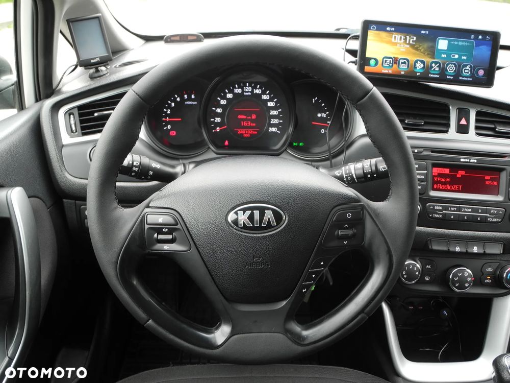Kia Ceed - 7