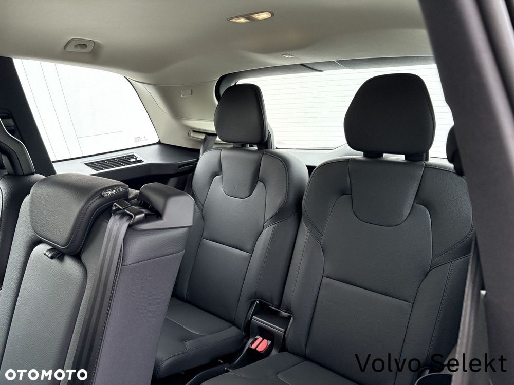 Volvo XC 90 - 20