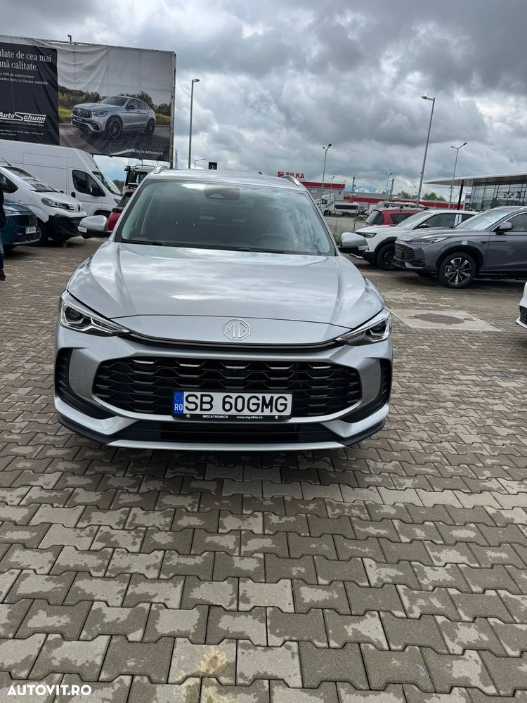 MG ZS HEV Hybrid+ Luxury - 6