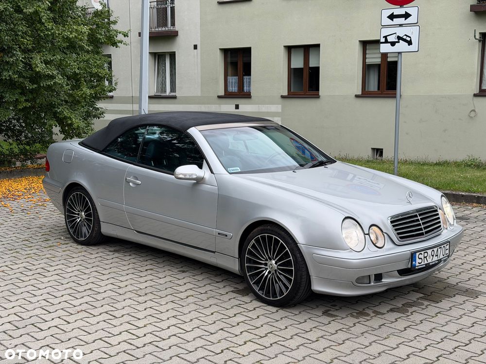 Mercedes-Benz CLK - 16