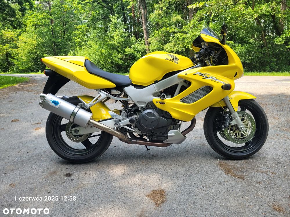 Honda VTR - 4