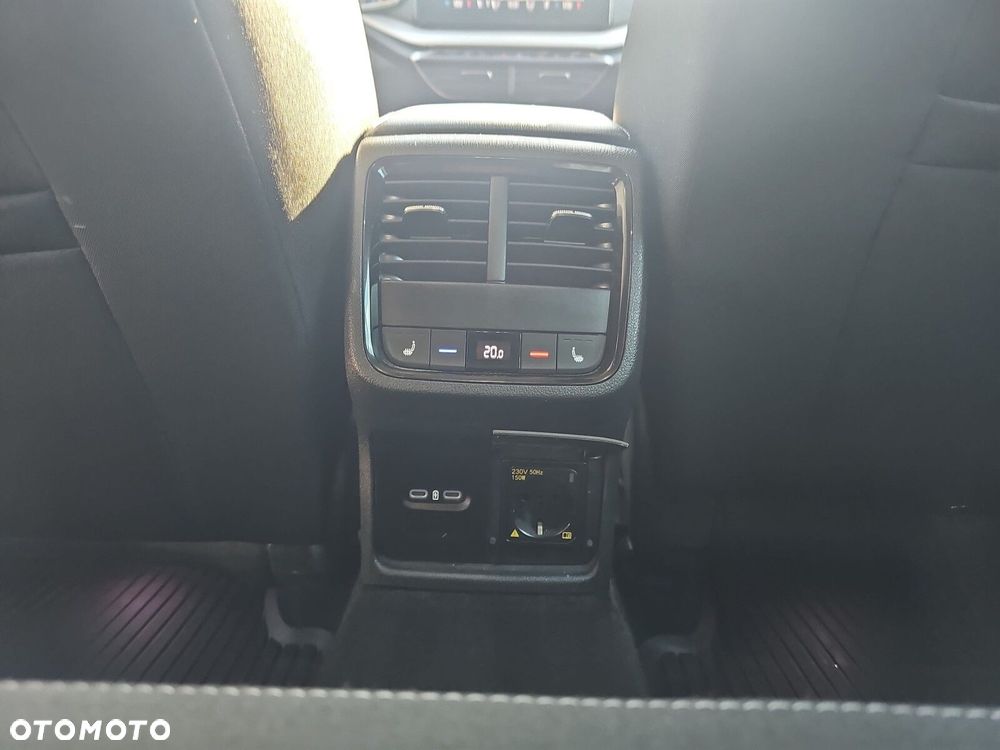 Skoda Octavia 2.0 TDI Style DSG - 8