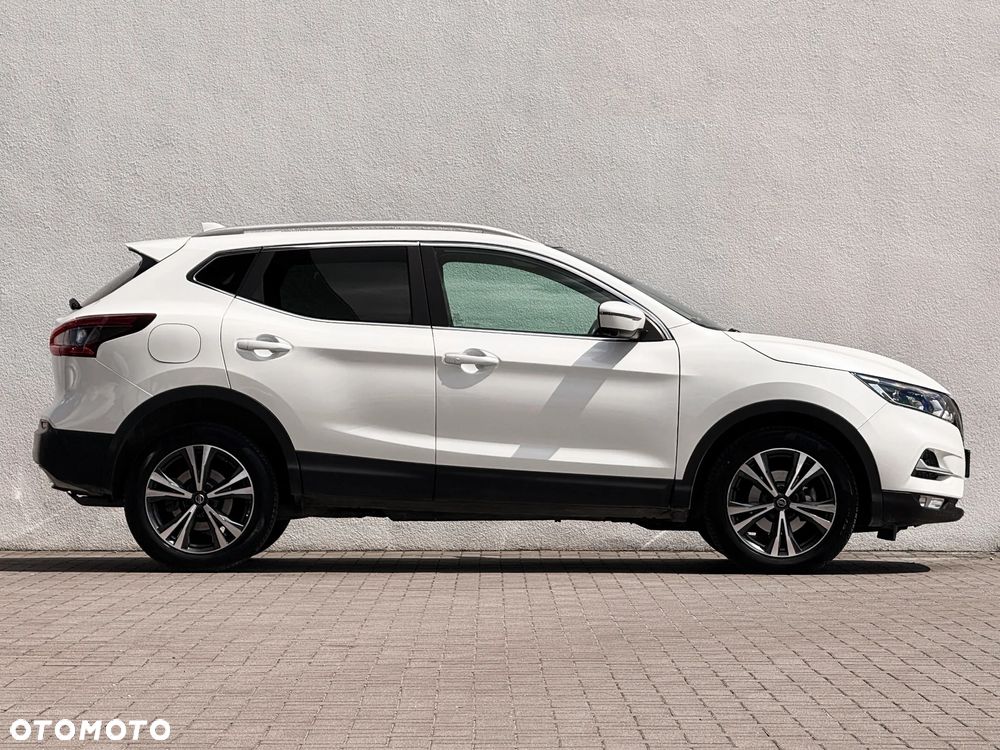 Nissan Qashqai 1.7 dCi 4x4 N-Connecta - 4
