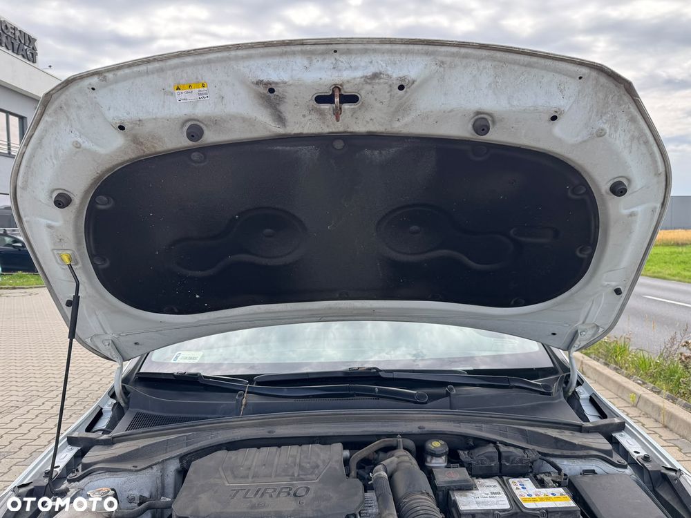 Kia Ceed 1.5 T-GDI M - 11