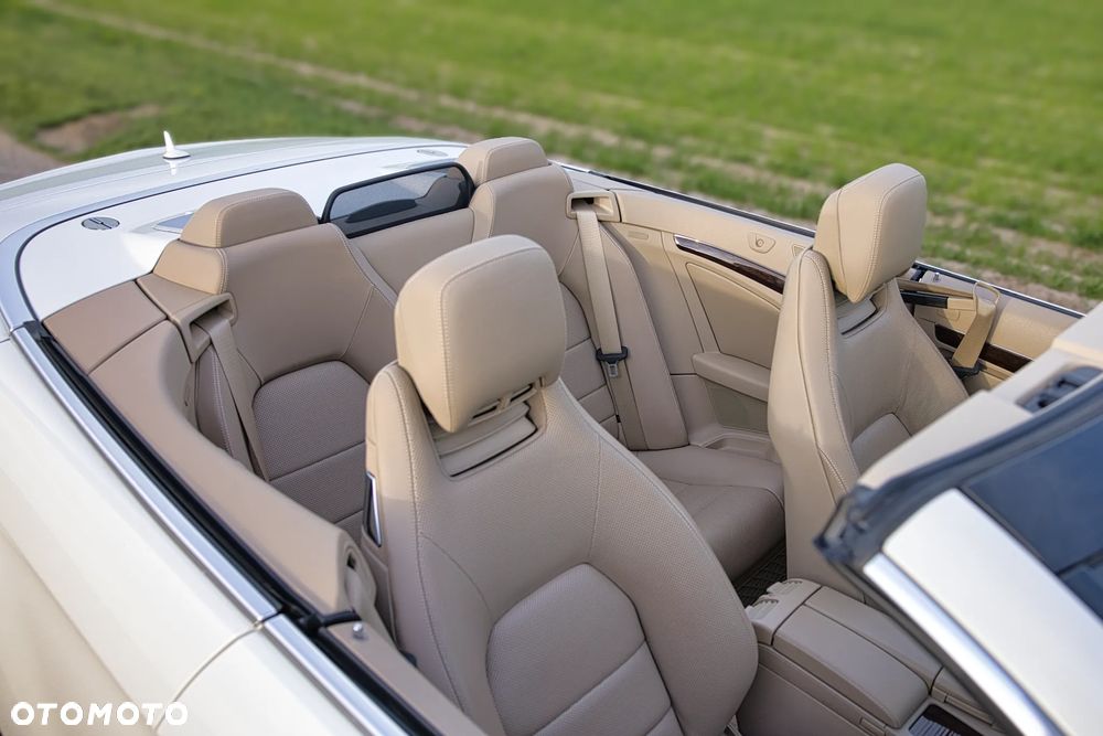 Mercedes-Benz Klasa E 350 CGI BlueEffICIENCY - 25