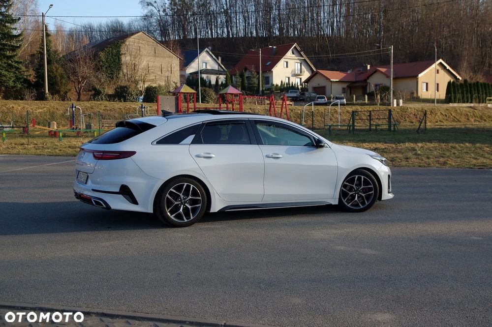 Kia ProCeed 1.6 CRDi DCT7 SCR GT LINE - 16