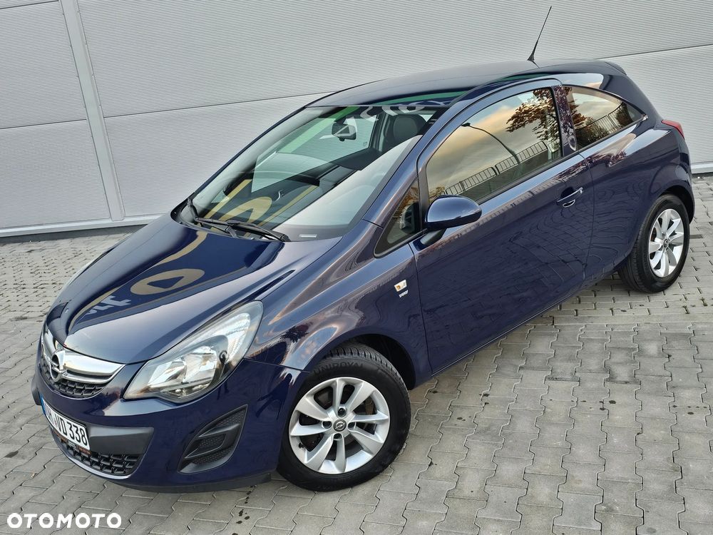 Opel Corsa 1.2 Cosmo - 16