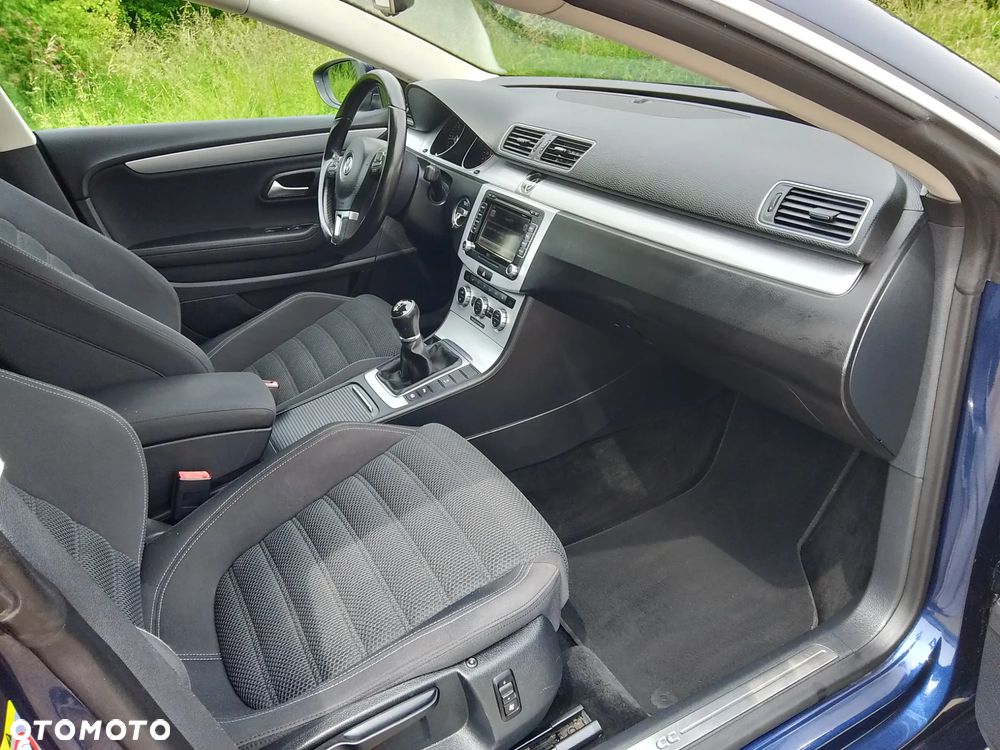 Volkswagen Passat CC 2.0 TDI BlueMotion Technology - 16