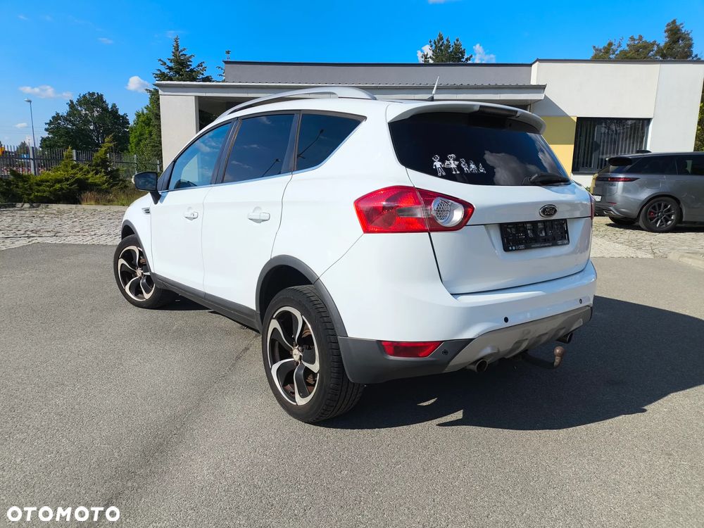 Ford Kuga - 2