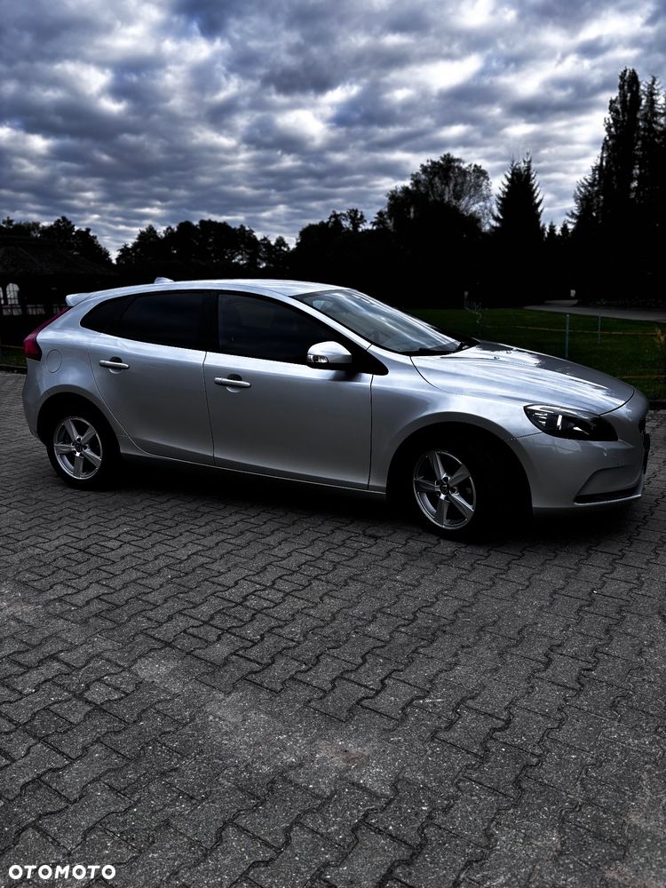 Volvo V40 D3 Kinetic - 8