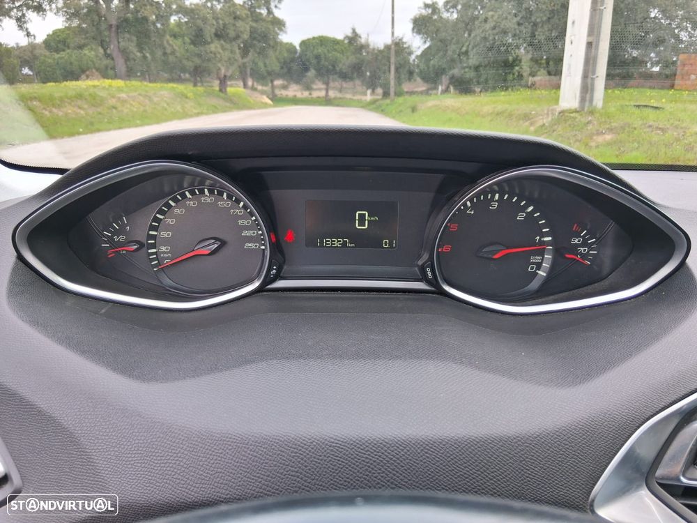 Peugeot 308 HDi FAP 90 Tendance - 16