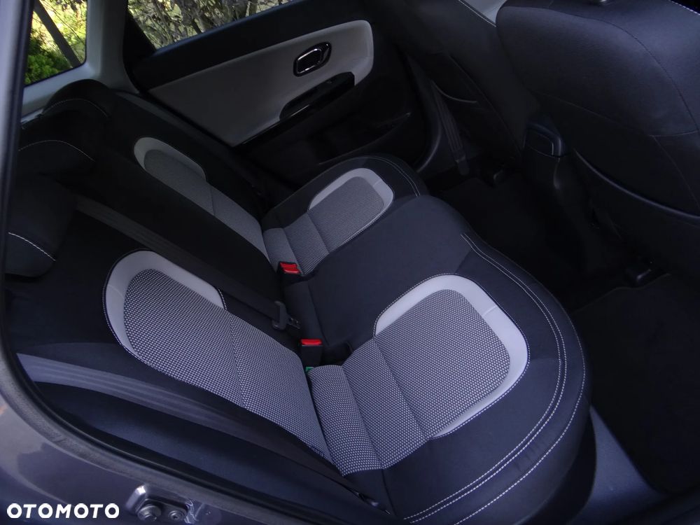 Kia Ceed 1.4 CVVT Dream-Team Edition - 26