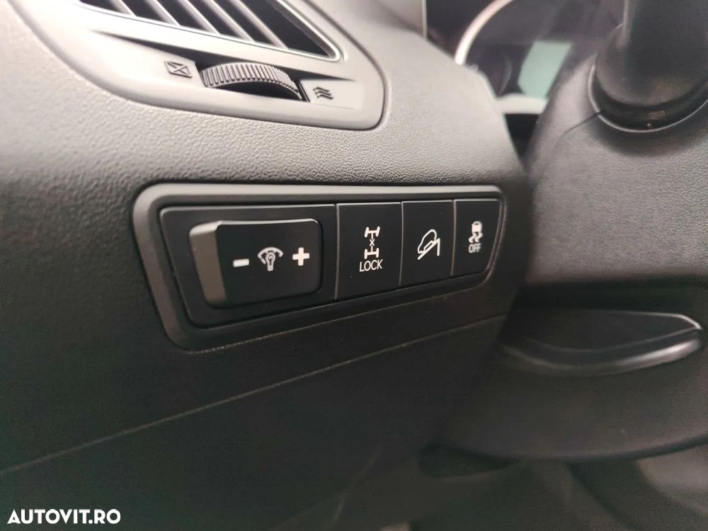 Hyundai ix35 2.0 CRDI 4WD Premium - 8