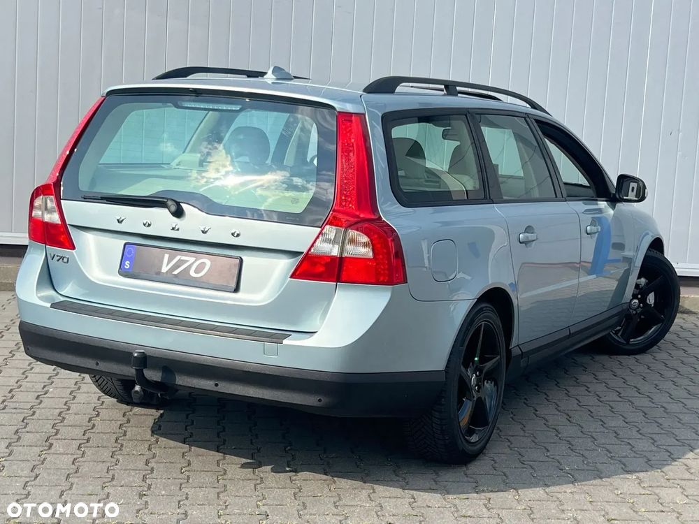 Volvo V70 D5 Summum - 19