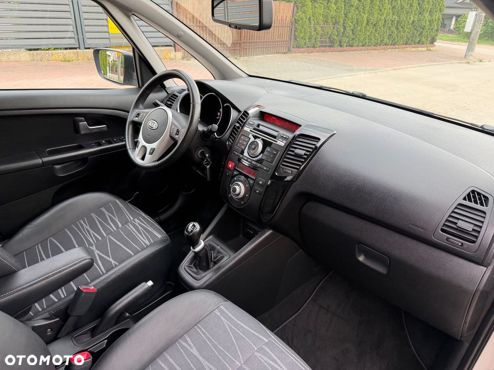 Kia Venga 1.6 CVVT Titanium Collection - 31
