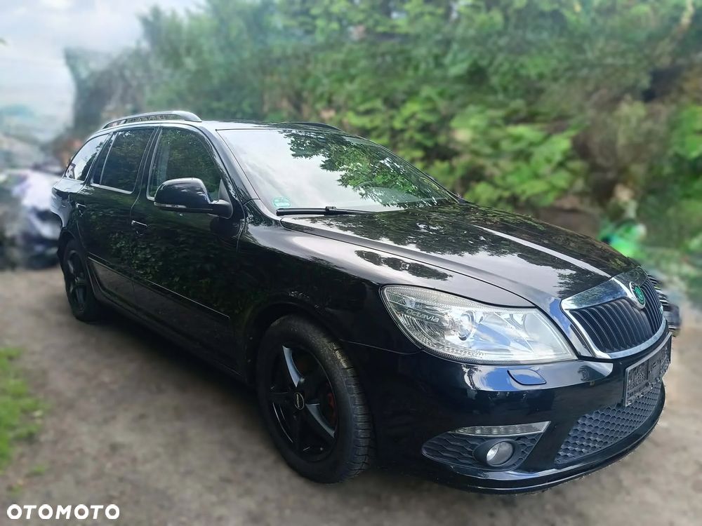 Skoda Octavia 2.0 TDI DPF RS - 17