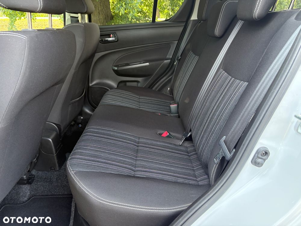 Suzuki Swift 1.2 Premium - 24
